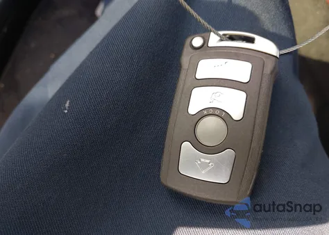 2008 BMW 750Li из США, поврежденный, VIN WBAHN83548DT79919